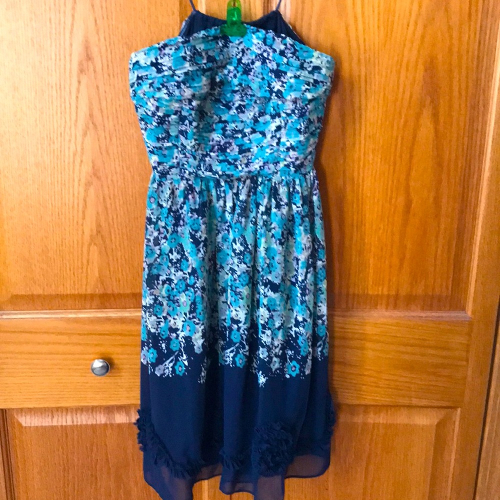 Lauren Conrad size 2 sundress. Puckered in front, smocked in back. Side zip.